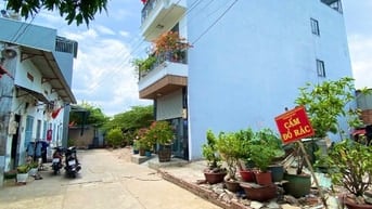 Bán đất chính chủ - đường Nguyễn Văn Quá - hẻm xe hơi 7 chỗ