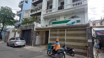 BÁN nhà 8x20m trệt 4 lầu st hẻm 10m đường Trần trọng cung Quận 7