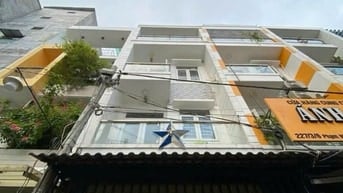 Cho thuê nhà nguyên căn 1 trệt 3 lầu, hẻm xe hơi đường Phạm Văn Chiêu