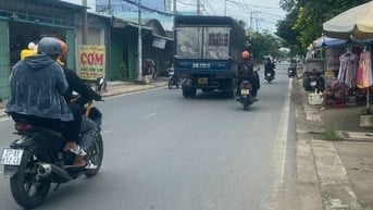 Đất vườn rẽ1450m2 ngang 40m lô nhì đường Nguyễn Văn Thời, 2.5 tỷ shr