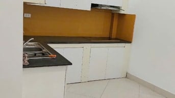 LONG BIÊN NHÀ DÂN XÂY CHẮC CHẮC GẦN 50M2, MẶT TIỀN HƠN 4M. GIÁ CHỈ 5.5