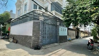 Cần bán nhà căn góc phường Bình Trưng Tây Q2