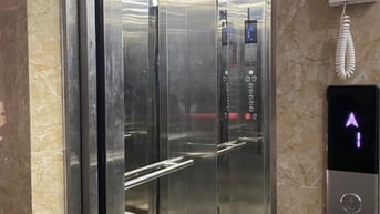  HIẾM-  2 MẶT NGÕ Ô TÔ TRÁNH-THANG MÁY-VÀI BƯỚC CHÂN RA MẶT PHỐ-KD ONL