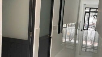 Bán nhà đẹp-DT80m2-3PN-ôtô đậu cửa-Đ2/4 vĩnh hoà-Nha Trang-chỉ 2tỷ8 