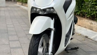 Cần Bán SH 125 CBS 2023 Màu Trắng Dán Kín Nilon Quá Mới