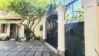 Bán biệt thự góc 2MT đường xe hơi Trần Quốc Thảo,P7,Quận 3, dt 345m2
