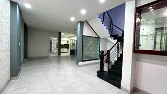 Cho thuê nhà mặt tiền trịnh hoài đức ,hiệp phú , q9, tp thủ đức