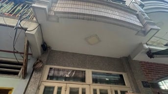 Bán nhà Trần Bình Trọng, Quận 5, giá ưu đãi chỉ với 5,5 tỷ, 32m2