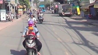 Dãy trọ 3 lầu MT đường 05 Q12 Bus tránh nhau, dòng tiền 900tr/năm PCCC