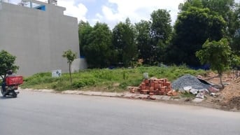 5x28 trung tâm Huyện, khu đông dân tiện vào nội thành, ngay VINHOMES