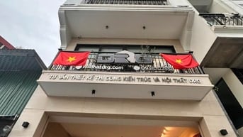 Cho thuê tòa nhà làm căn hộ Văn Cao: 80m2, 13 phòng, khép kín