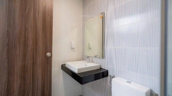 Cho thuê căn hộ quận 6 View hồ bơi đầy đủ tiện nghi