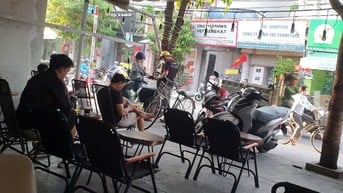 Góc 2 mặt tiền kinh doanh đường Nguyễn Hậu, 1T, 4 lầu, sân thượng