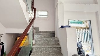 CHDV Q3 - 95m2 - 5 Tầng - 10 PN Cho Thuê 32Tr / Tháng - 7Tỷ6
