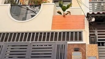Bán nhà Nguyễn Sơn, Quận Tân Phú gần Luỹ Bán Bích, nhiều tiện nghi 