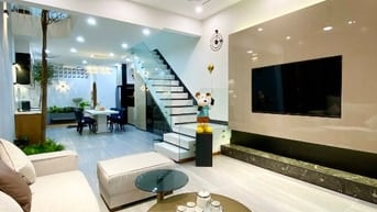 Nhà gần chợ Phạm Văn Hai - 80m2 giá 3tỷ7 còn TL. Full nội thất. HXH
