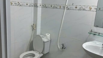 nhà 4x18m+gác lửng Hương Lộ 2 giá 10tr