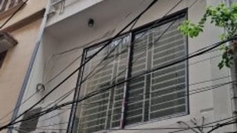 Hiếm! cho thuê nhà 5 Tầng Dương Quảng Hàm,ngõ oto 7 chỗ vào,nhà đẹp và
