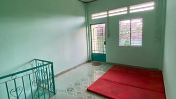 Cho thuê nhà có gác, khu vực dân cư đông đúc của Quận Bình Thạnh, 