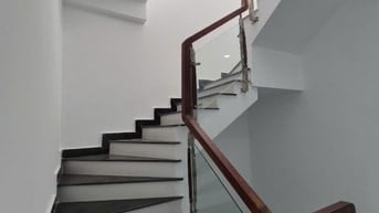 Mặt tiền kinh doanh Phạm Thế Hiển 2 lầu mới 100%