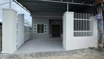 Nhà cấp 4, 6x27, SHR, thổ cư đầy đủ, Giá 680tr Trảng Bảng, Tây Ninh.