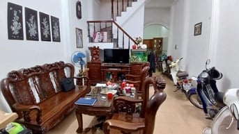 Trần Quốc Hoàn, sổ vuông đét, nhà hướng Nam mát mẻ, phân lô, ngõ thông
