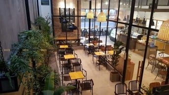 cần tuyển 4 bạn phụ bán cà phê và đồ uống 