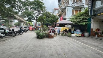 Chính chủ bán gấp nhà Mặt phố Hào Nam giá 37.5 tỷ, 60mx6 tầng