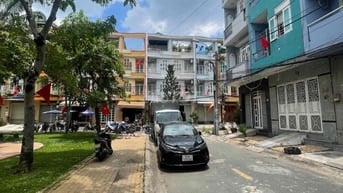 Cần Bán Gấp nhà KDC Bông sao F5Q8 đối diện công viên 4x12m, 2 lầu, 1st