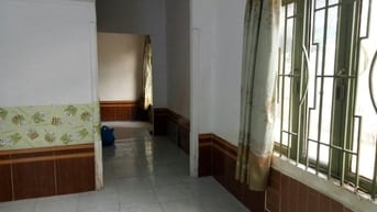 Cho thuê nhà nguyên căn gần ngã tư Bình Phước, P.HBP ,  TP Thủ Đức
