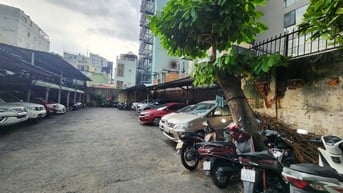 Cho thuê kho, nhà xưởng, Sân Thể thao với giá 295 triệu VND tại Đường 