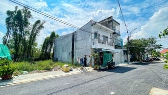 Bán đất cách MT Lê Văn Lương 50m, 90m2, đường xe tải, xây tự do