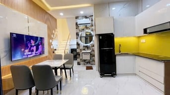 Hẻm Lê Văn Sỹ P12 Q3 . Cách 2 căn ra Hẻm Xe Hơi, 2 lầu, giá 4,5 tỷ