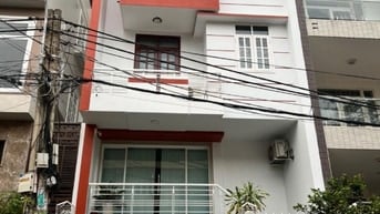 Bán nhà KDC Trung Sơn. DT 6x20m 1 hầm 1 trệt 3 lầu ST