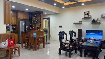 Bán nhà chung cư khu 54 Hạ Đình, Q.Thanh Xuân, Hà Nội, DT 105 m2, 3PN