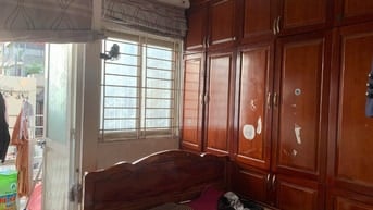 Chính chủ cần bán gấp căn hộ 1k 1n rộng 32m2 tại Gia Quất, Long Biên