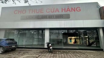 Cho thuê mặt bằng kinh doanh mặt phố Nguyễn Văn Huyên 100m2 mt 20m