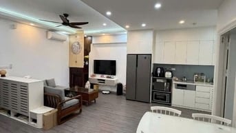 Chung cư Satra Eximland,Phan Đăng Lưu, PN130m2,3p ngủ,2wc,NT, 23tr/th