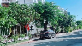 Kẹt Tiền cần bán GẤP nền Nhà Phố KDC 13E Intresco 100m2 giá 4 Tỷ 680