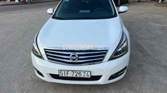 Nissan Teana 2010 2.0 AT