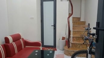 Cho thuê nhà ngõ 71 phố Phương Mai, quận Đống Đa, Hà Nội