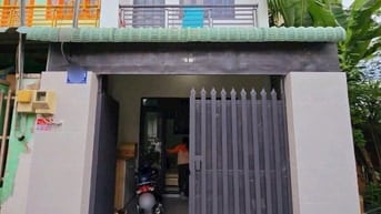 Bán nhà 1 trệt 1 lầu hẻm xe đường Nguyễn Xiển, phường Long Thạnh Mỹ. 