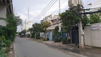 Bán lô đất Mặt tiền đường Nguyễn Văn Quỳ, Phường Phú Thuận, Quận 7 