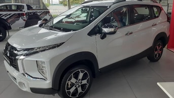 XE Ô TÔ 07 CHỖ NHẬN CHỞ ĐI CÔNG TÁC, ĐI LÀM, ĐI HỌC HẰNG NGÀY