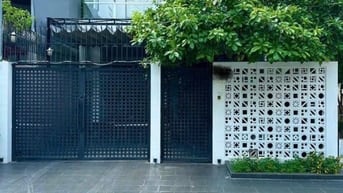 Bán nhà 02 tầng (ngang 8m-dài 20m) gần Chợ Bình Tây Quận 6 giá 2,5 tỷ
