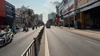 Bán nhà mt đường Nguyễn Thị Thập phương Tân Phong Q7 dt 5x27 giá 43 tỷ