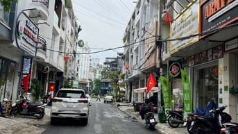 BÁN NHÀ MẶT TIỀN ĐƯỜNG HOA HỒNG, P.2, Q. PHÚ NHUẬN 