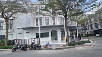 Cần bán khu villa Long Phú sầm uất 2 lầu