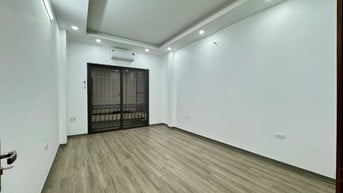 CHÍNH CHỦ cho thuê nhà, VP ngõ 318 La Thành 40m2* 6 tầng có thang máy
