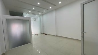 Cho thuê nhà mặt tiền Hoàng Văn Thụ, P4, Q.Tân Bình Giá 20tr